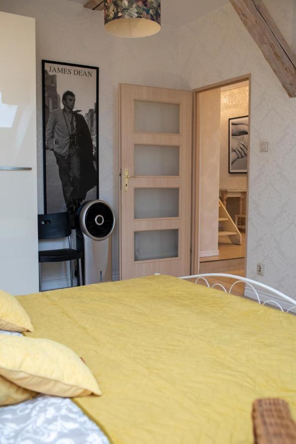 לידזבארק ורמינסקי Apartament Ratuszowa מראה חיצוני תמונה