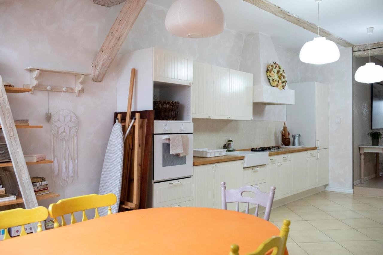 לידזבארק ורמינסקי Apartament Ratuszowa מראה חיצוני תמונה